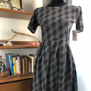 Lularoe Amelia Medium Black and White